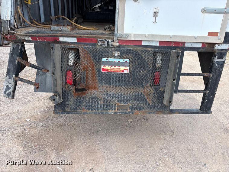 image for item JM9501 2006 International 7600 box truck