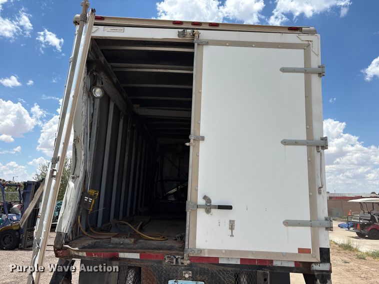image for item JM9501 2006 International 7600 box truck