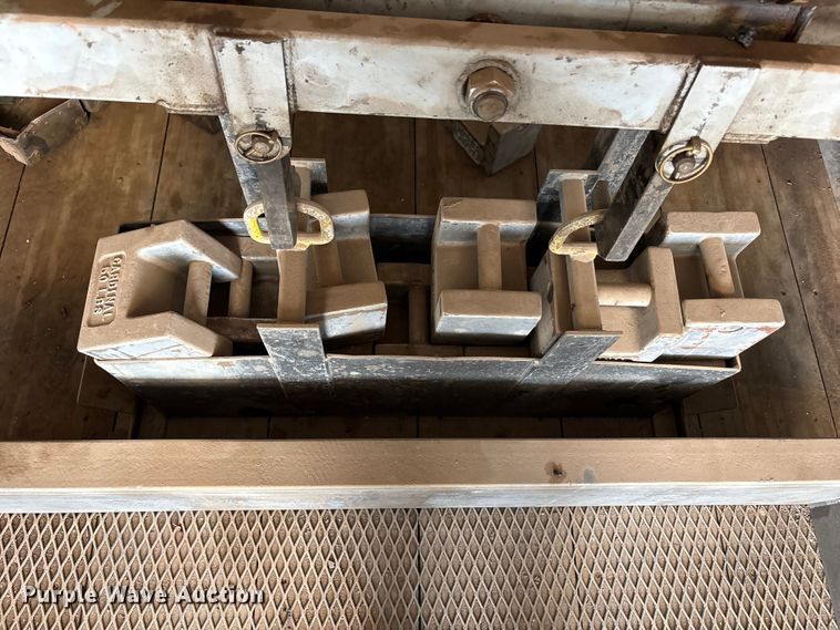 image for item JM9501 2006 International 7600 box truck