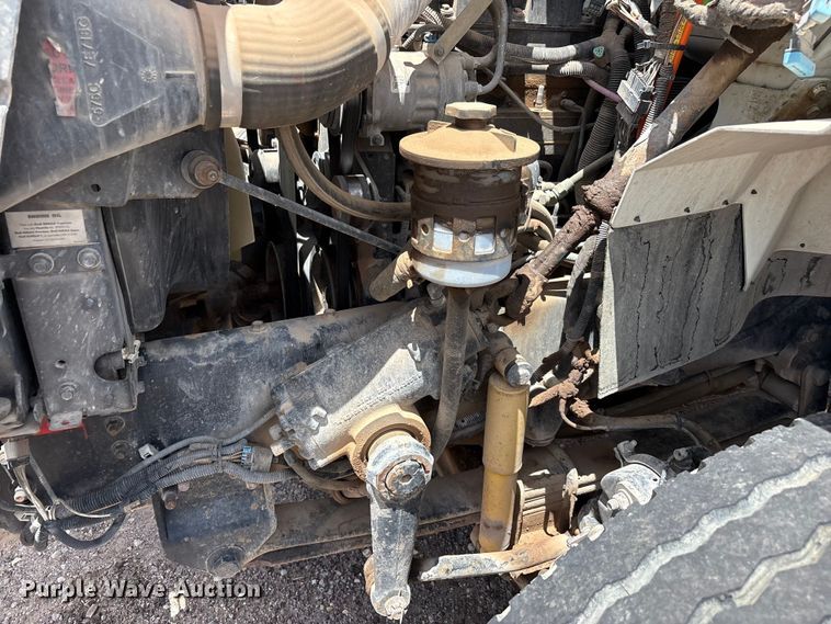 image for item JM9501 2006 International 7600 box truck