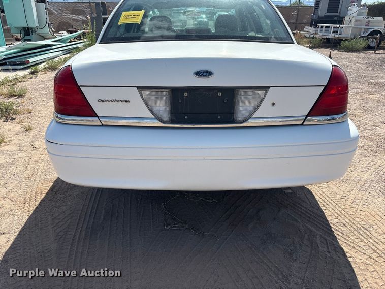 image for item JM9503 2005 Ford Crown Victoria 