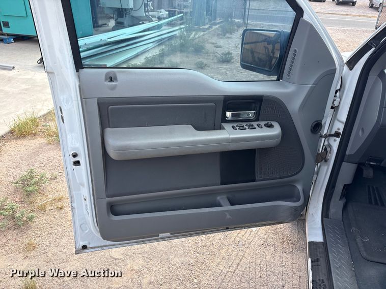 image for item JM9504 2007 Ford F150 Ext. Cab pickup truck