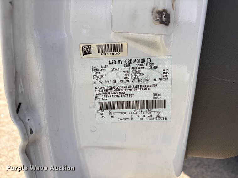 image for item JM9504 2007 Ford F150 Ext. Cab pickup truck