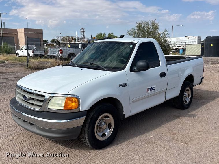 2004 Ford F150 pickup truck