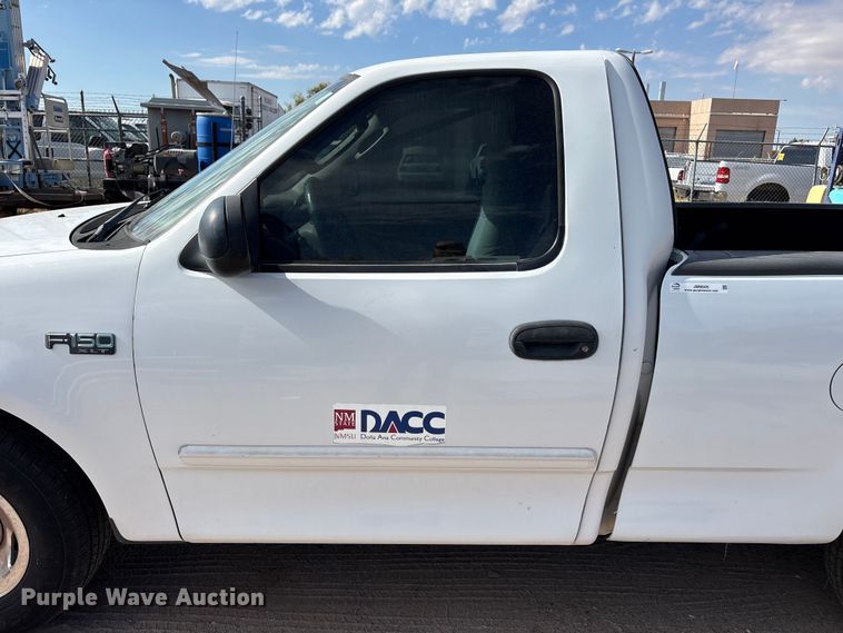 image for item JM9505 2004 Ford F150 pickup truck