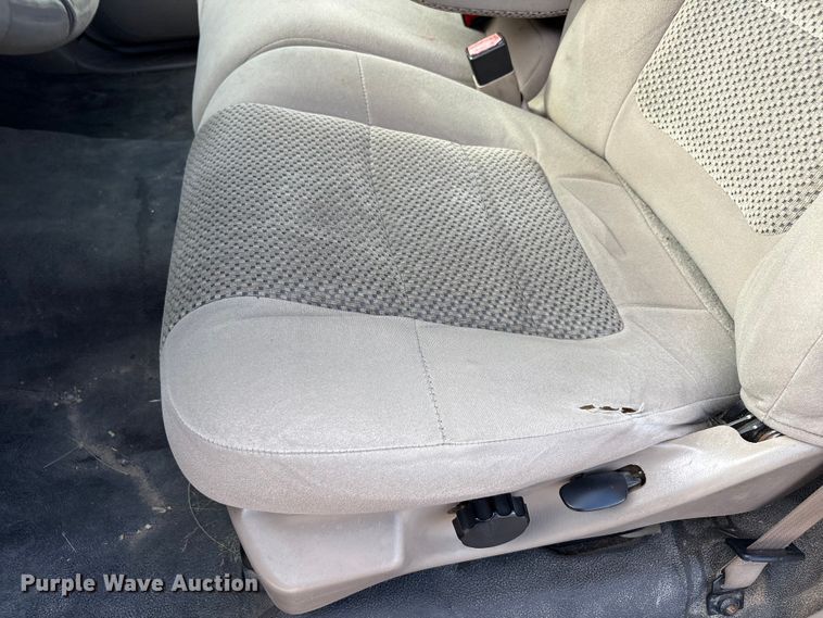 image for item JM9505 2004 Ford F150 pickup truck