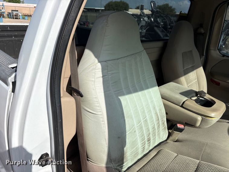 image for item JM9505 2004 Ford F150 pickup truck