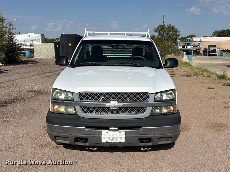 image for item JM9506 2004 Chevrolet Silverado 1500 pickup truck