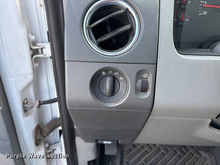 image for item JM9507 2007 Ford F150 Ext. Cab pickup truck