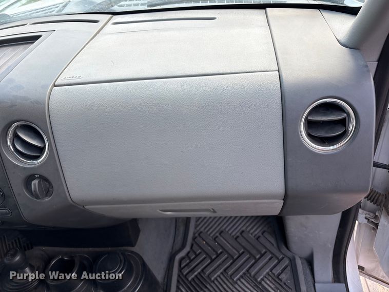image for item JM9507 2007 Ford F150 Ext. Cab pickup truck