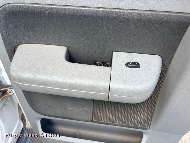 image for item JM9507 2007 Ford F150 Ext. Cab pickup truck