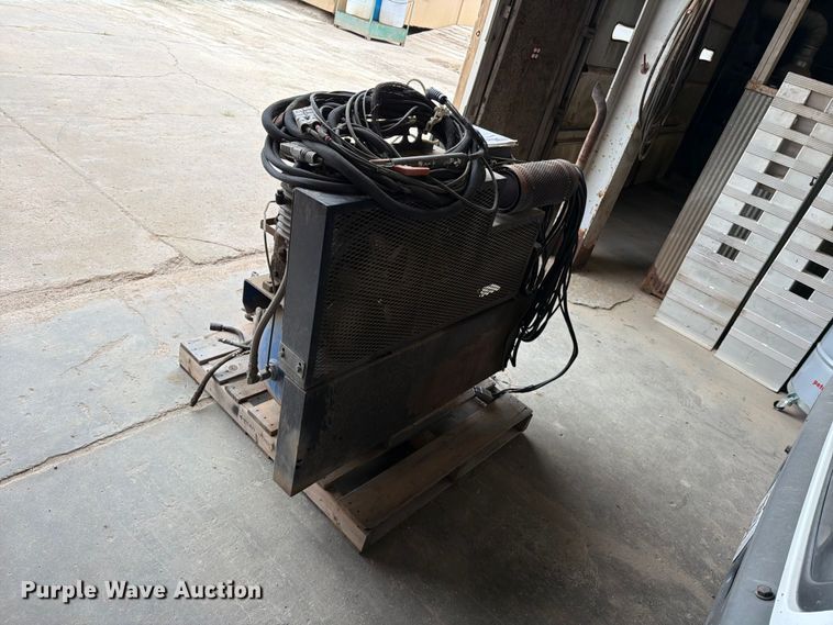 image for item MZ9727 2007 Air N Arc Industrial Series welder/generator