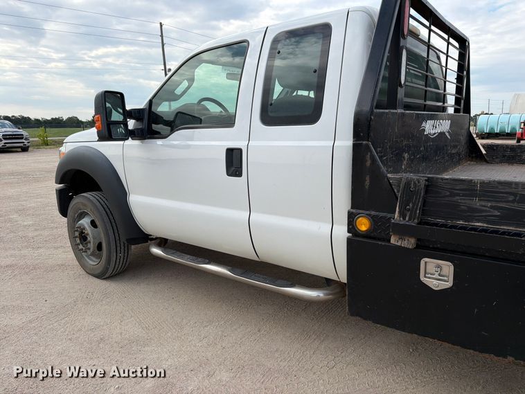 image for item MZ9728 2012 Ford F-450 Ext. Cab flatbed truck