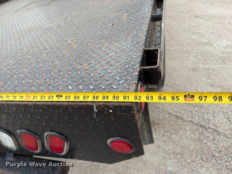 image for item MZ9728 2012 Ford F-450 Ext. Cab flatbed truck