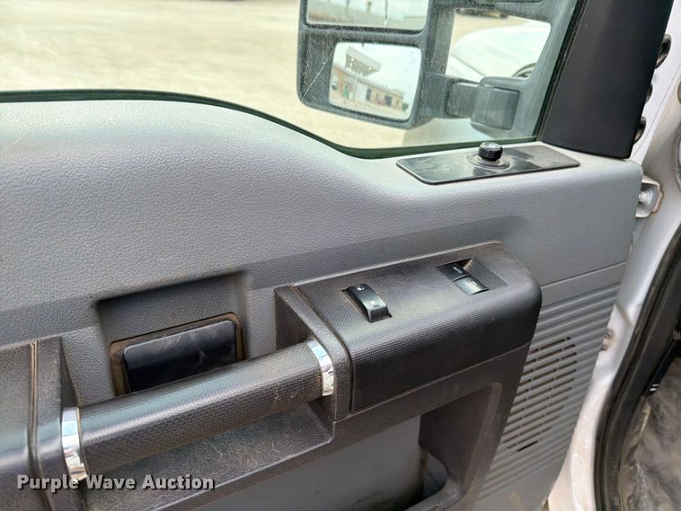 image for item MZ9728 2012 Ford F-450 Ext. Cab flatbed truck