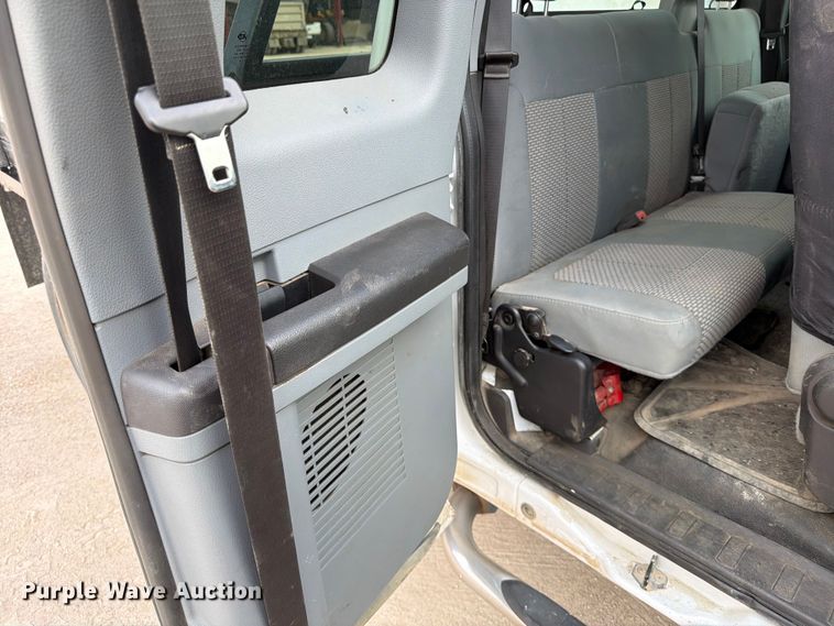 image for item MZ9728 2012 Ford F-450 Ext. Cab flatbed truck
