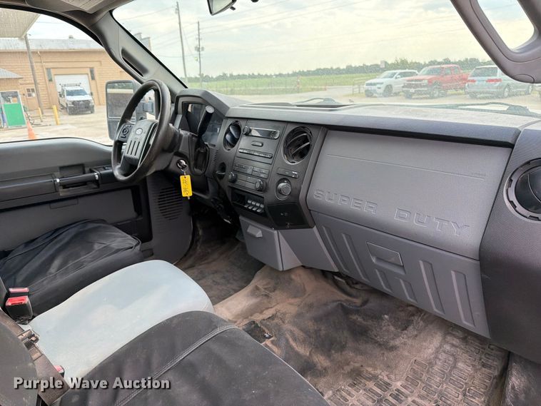 image for item MZ9728 2012 Ford F-450 Ext. Cab flatbed truck