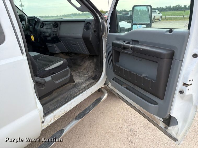 image for item MZ9728 2012 Ford F-450 Ext. Cab flatbed truck