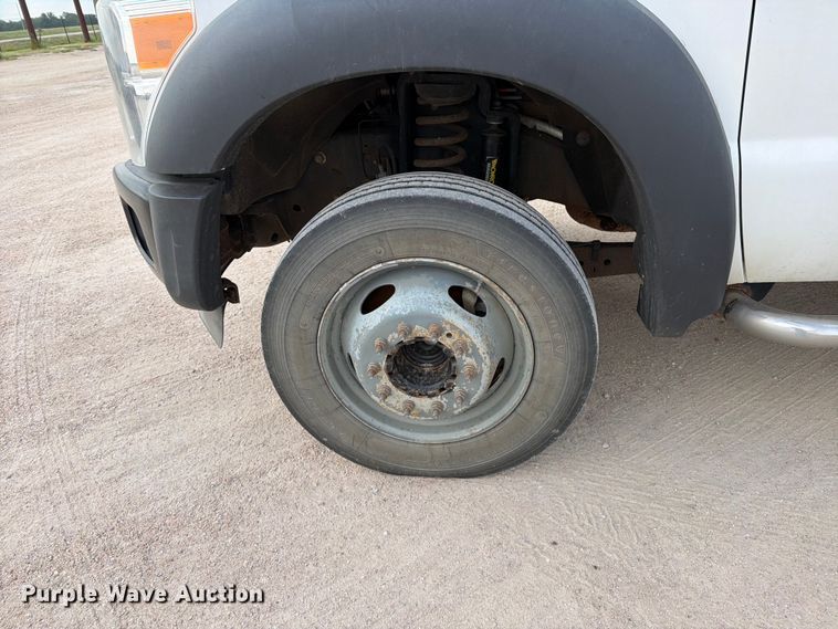 image for item MZ9728 2012 Ford F-450 Ext. Cab flatbed truck