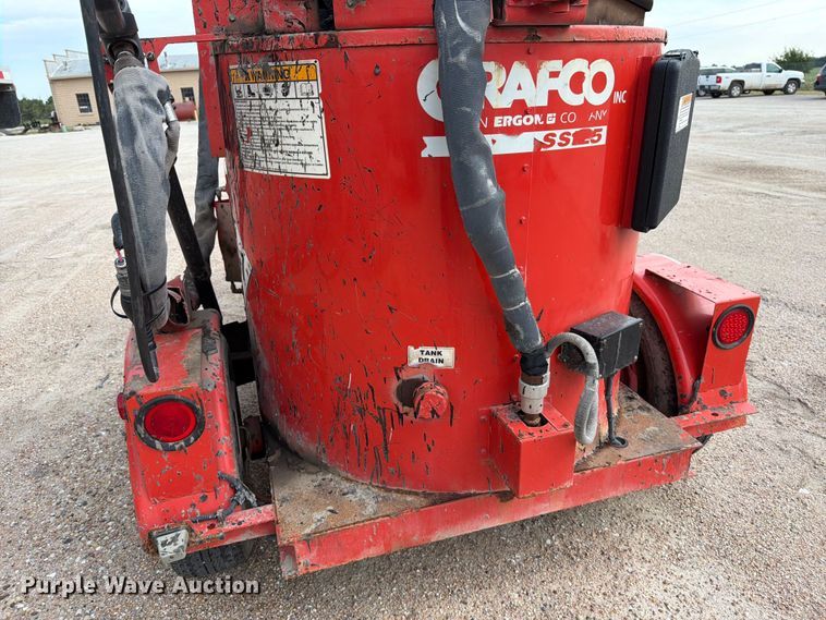 image for item MZ9729 2006 Crafco Super Shot 125D melter applicator