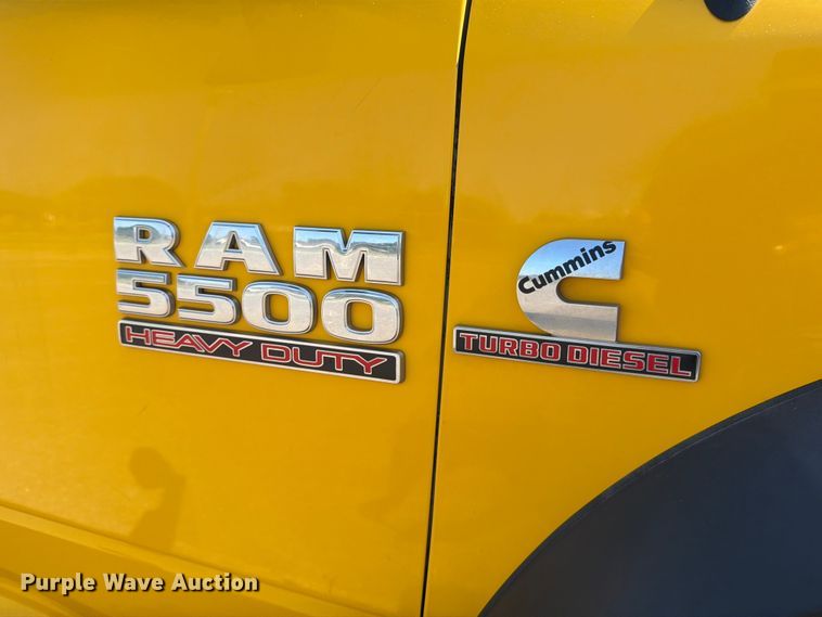 image for item MZ9730 2015 RAM 5500HD bucket truck