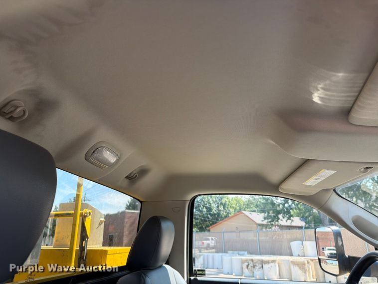 image for item MZ9730 2015 RAM 5500HD bucket truck
