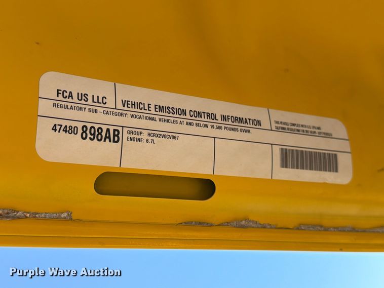 image for item MZ9730 2015 RAM 5500HD bucket truck