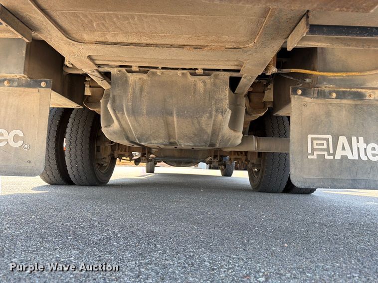 image for item MZ9730 2015 RAM 5500HD bucket truck