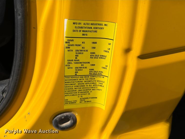 image for item MZ9730 2015 RAM 5500HD bucket truck