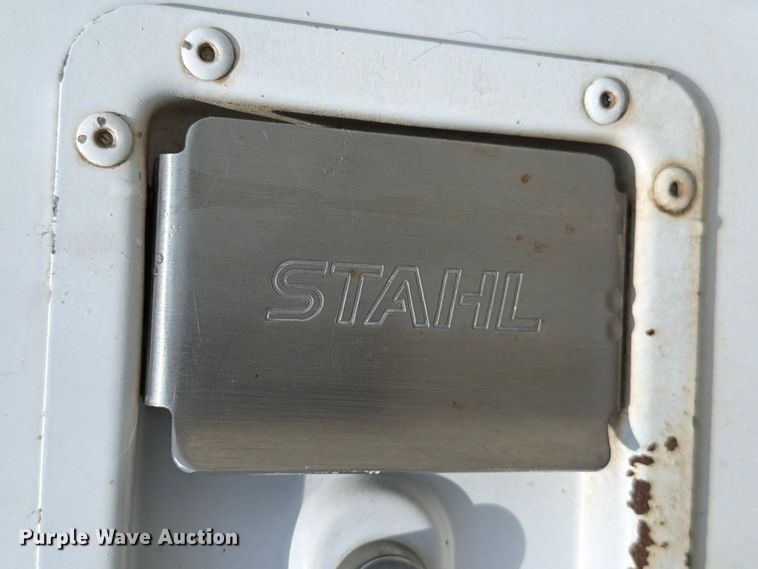 image for item MZ9731 2002 Chevrolet Silverado 2500HD utility bed pickup truck