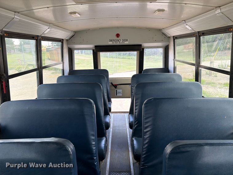 image for item MZ9735 2012 Thomas Built 340T school bus