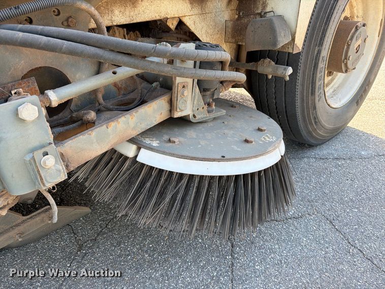 image for item MZ9744 2003 Elgin Pelican Series P street sweeper truck
