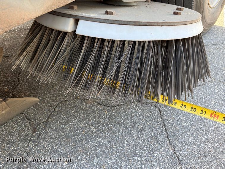 image for item MZ9744 2003 Elgin Pelican Series P street sweeper truck