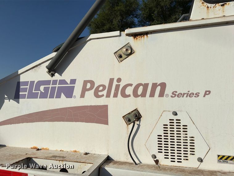 image for item MZ9744 2003 Elgin Pelican Series P street sweeper truck