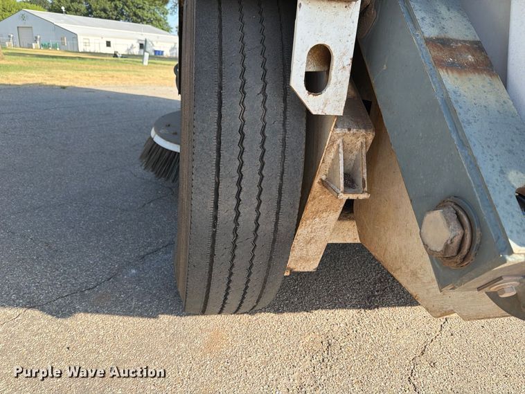 image for item MZ9744 2003 Elgin Pelican Series P street sweeper truck