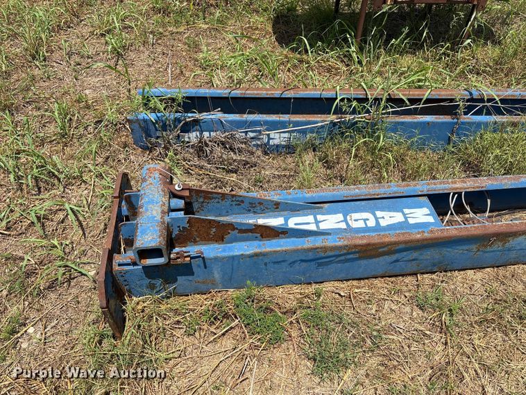 image for item NK9235 Magnum two post automotive lift