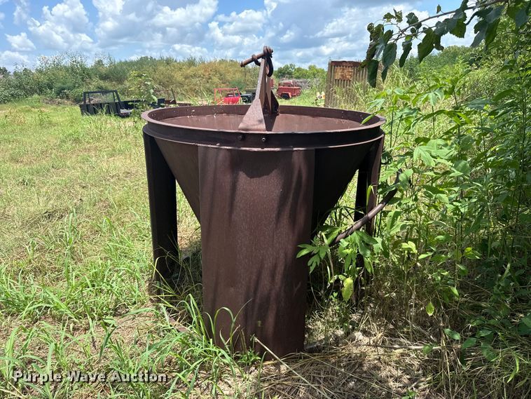 image for item NK9236 Concrete bucket