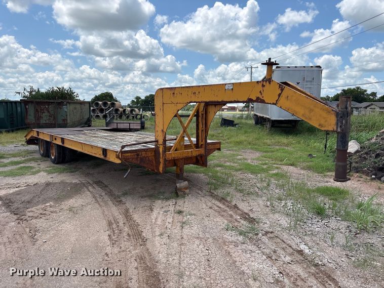 image for item NK9239 1978 Belshe T-8 equipment trailer
