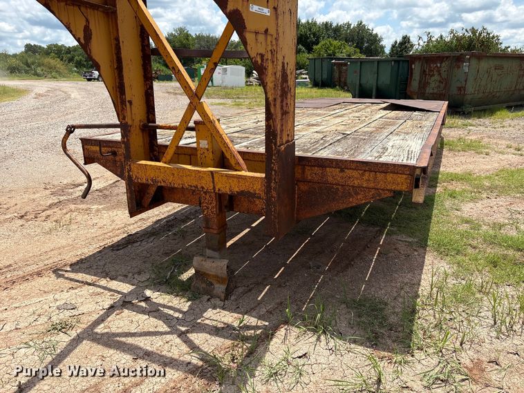 image for item NK9239 1978 Belshe T-8 equipment trailer
