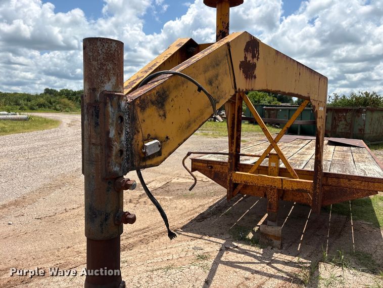 image for item NK9239 1978 Belshe T-8 equipment trailer