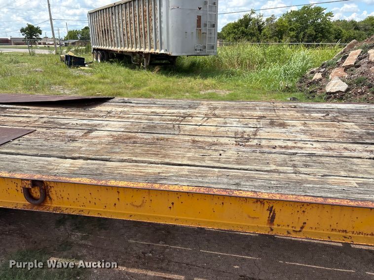 image for item NK9239 1978 Belshe T-8 equipment trailer