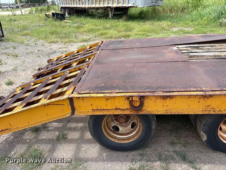 image for item NK9239 1978 Belshe T-8 equipment trailer