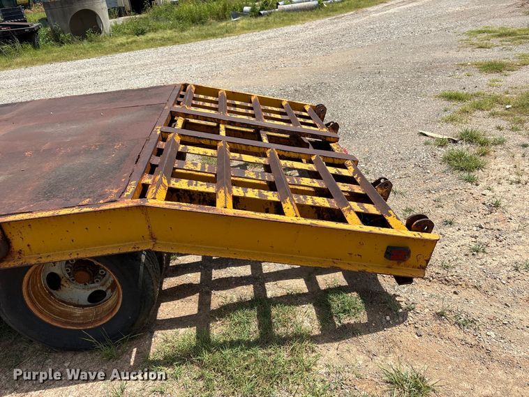 image for item NK9239 1978 Belshe T-8 equipment trailer