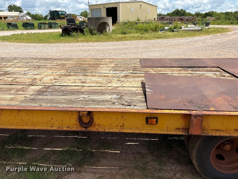 image for item NK9239 1978 Belshe T-8 equipment trailer