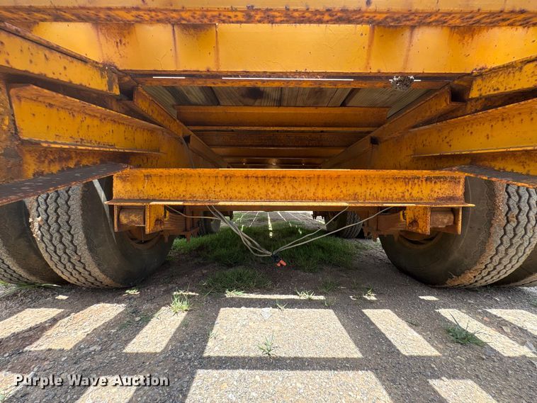 image for item NK9239 1978 Belshe T-8 equipment trailer