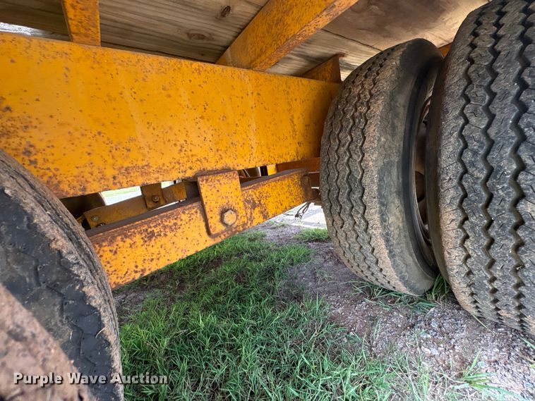 image for item NK9239 1978 Belshe T-8 equipment trailer