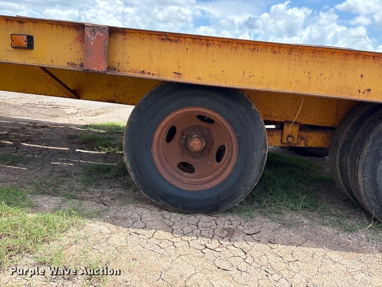 image for item NK9239 1978 Belshe T-8 equipment trailer