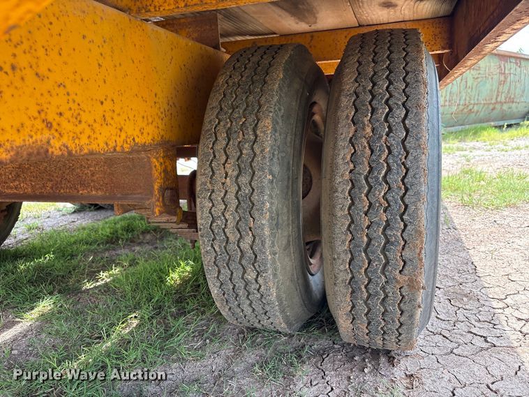 image for item NK9239 1978 Belshe T-8 equipment trailer