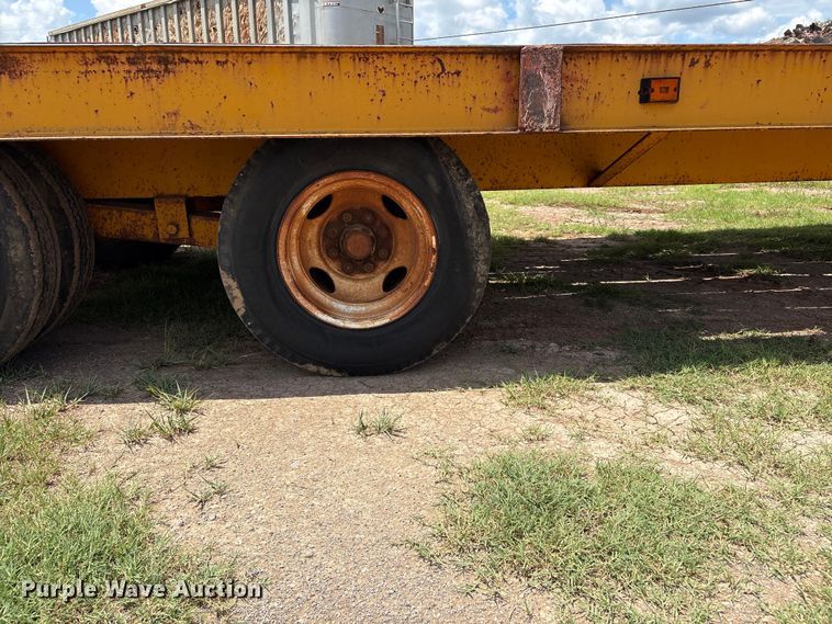 image for item NK9239 1978 Belshe T-8 equipment trailer