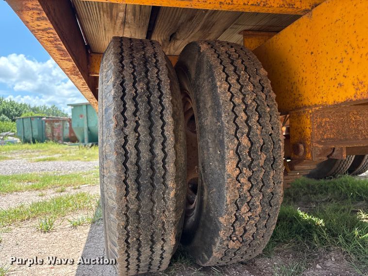 image for item NK9239 1978 Belshe T-8 equipment trailer